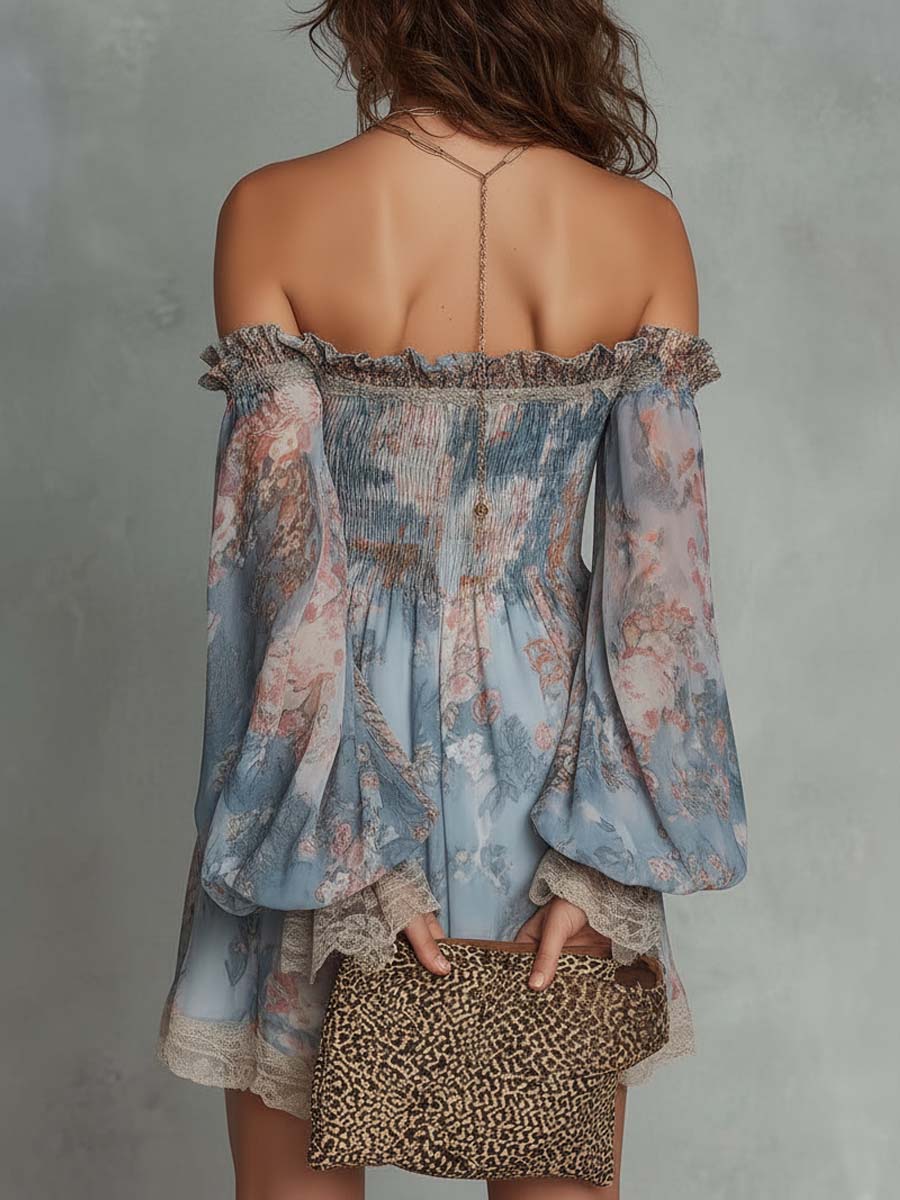 Romane | Robe Mini en Mousseline Froncée à Épaules Dénudées et Fleurs Romantiques